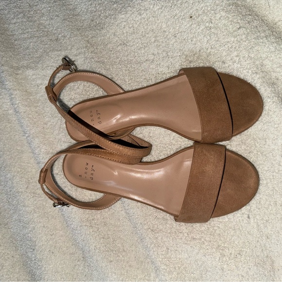 Kitten heel sandal - Picture 1 of 2
